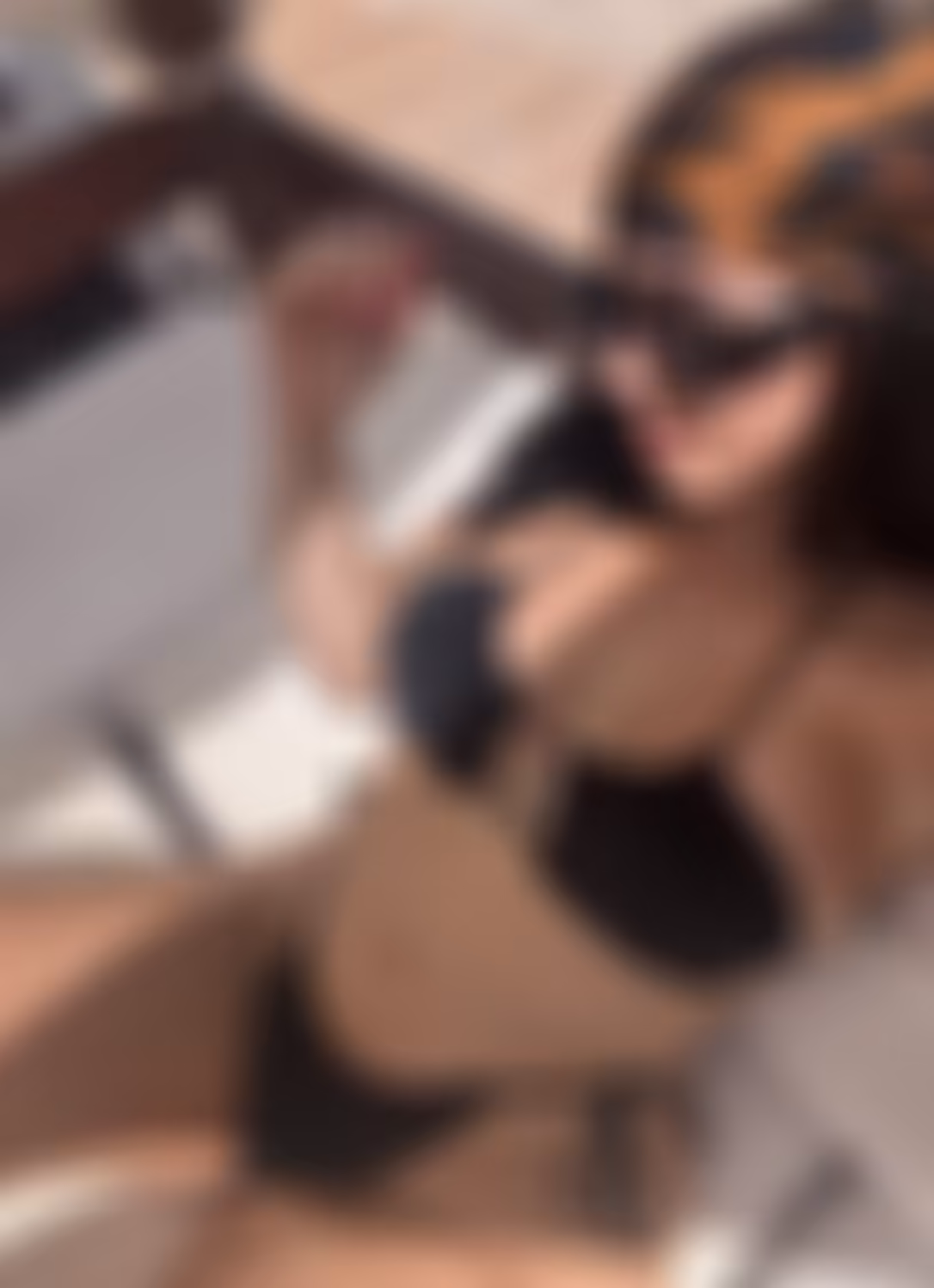 Aroa rencontre femme jeune