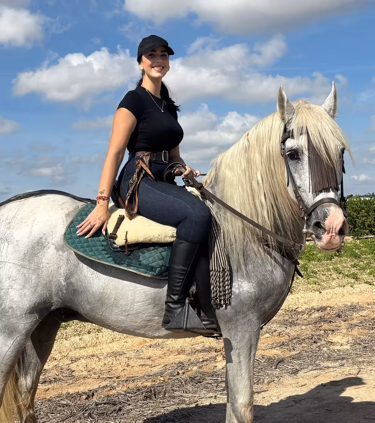 Aroa rencontre femme jeune