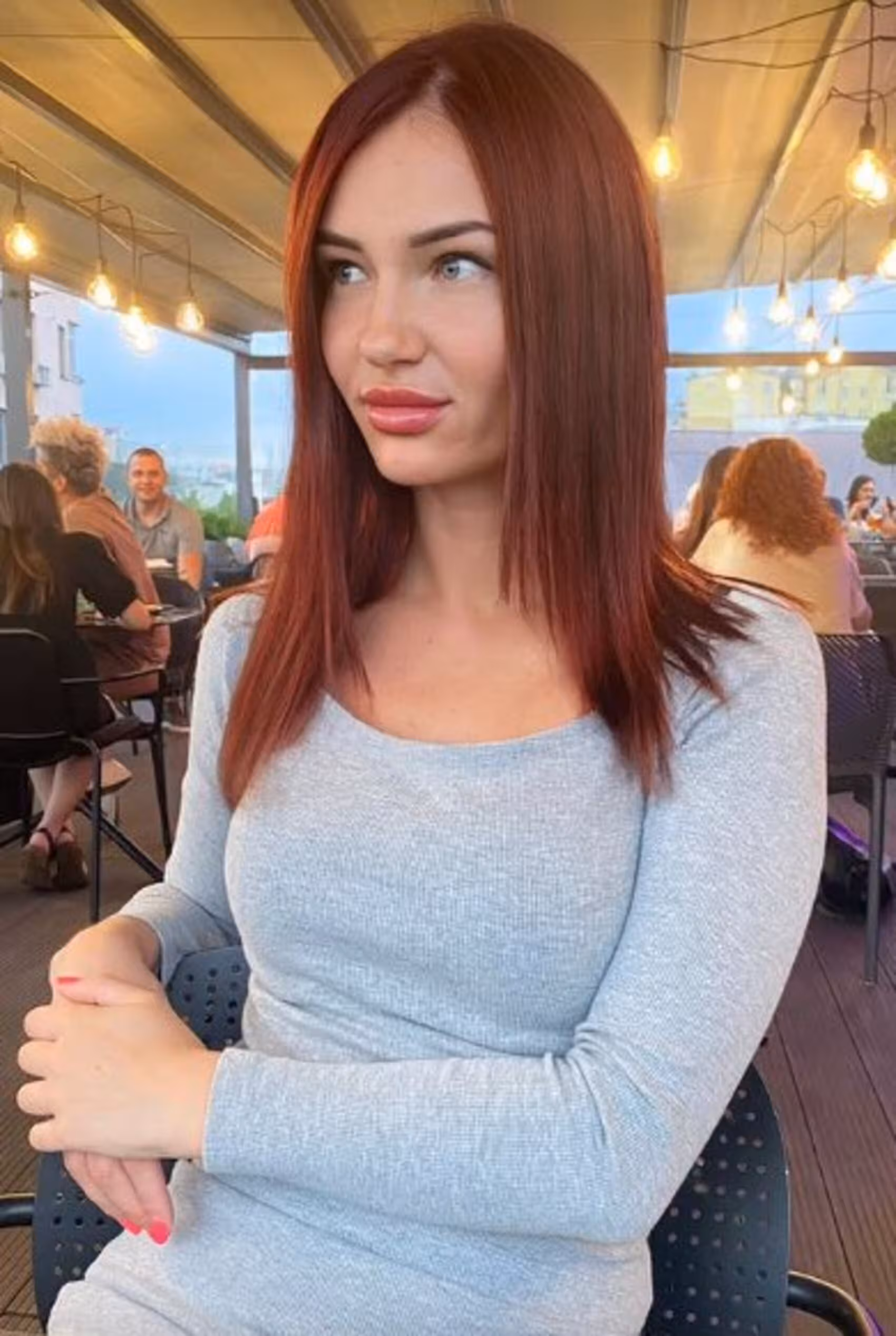 Elena rencontre femme juive paris