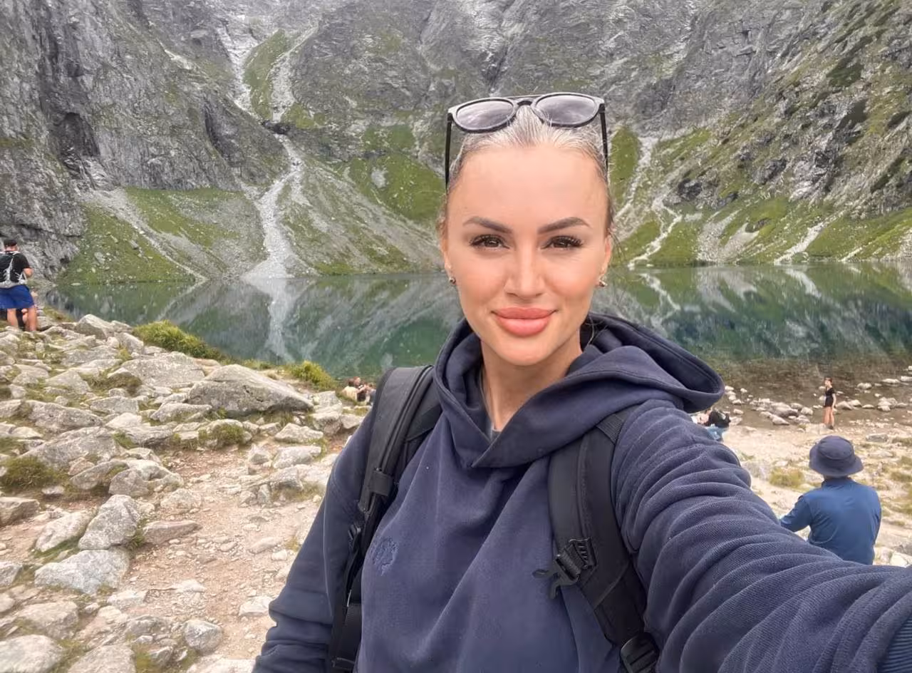 Monika rencontre femme kiev