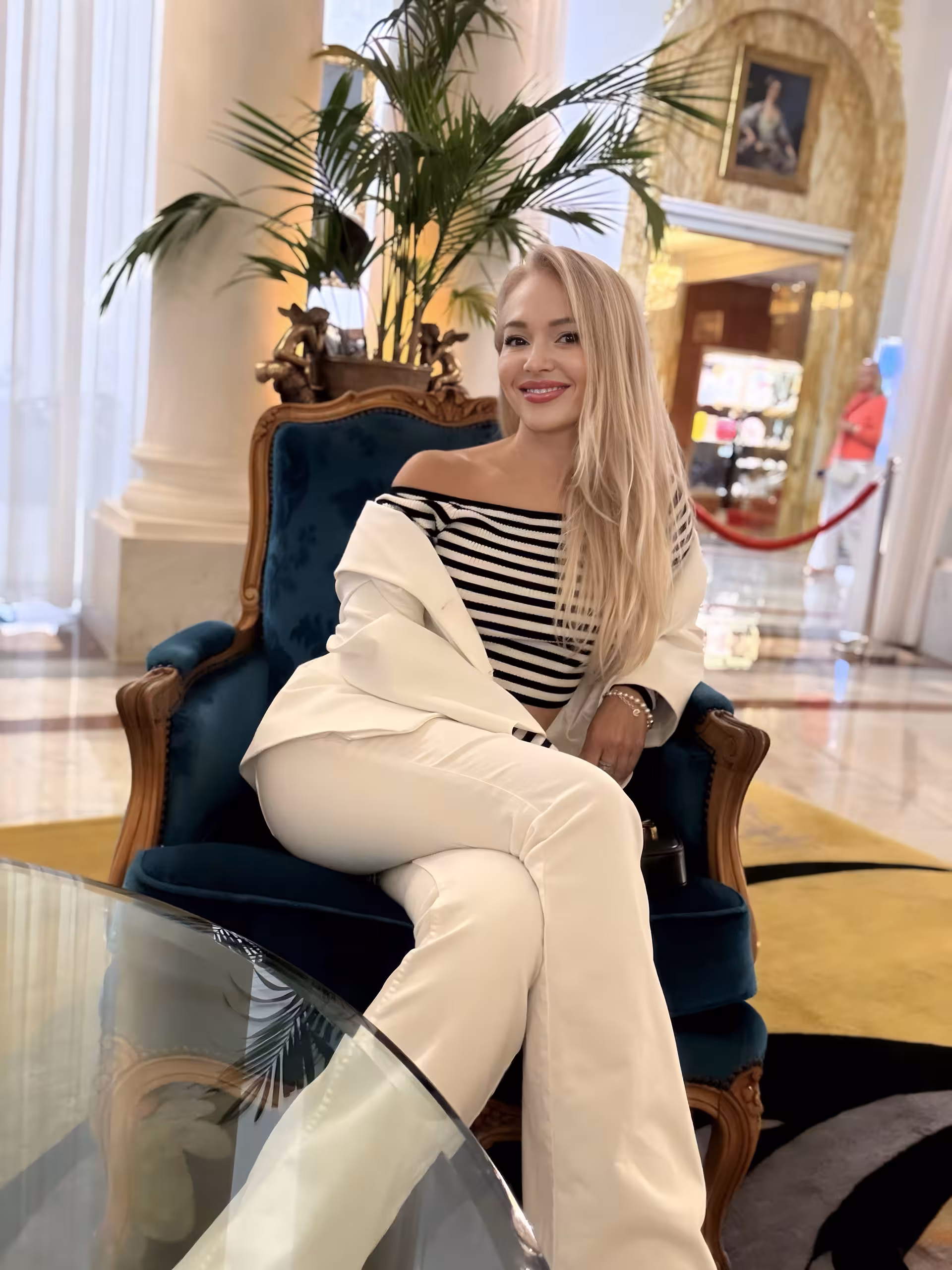 Angelica rencontre femme luxembourg