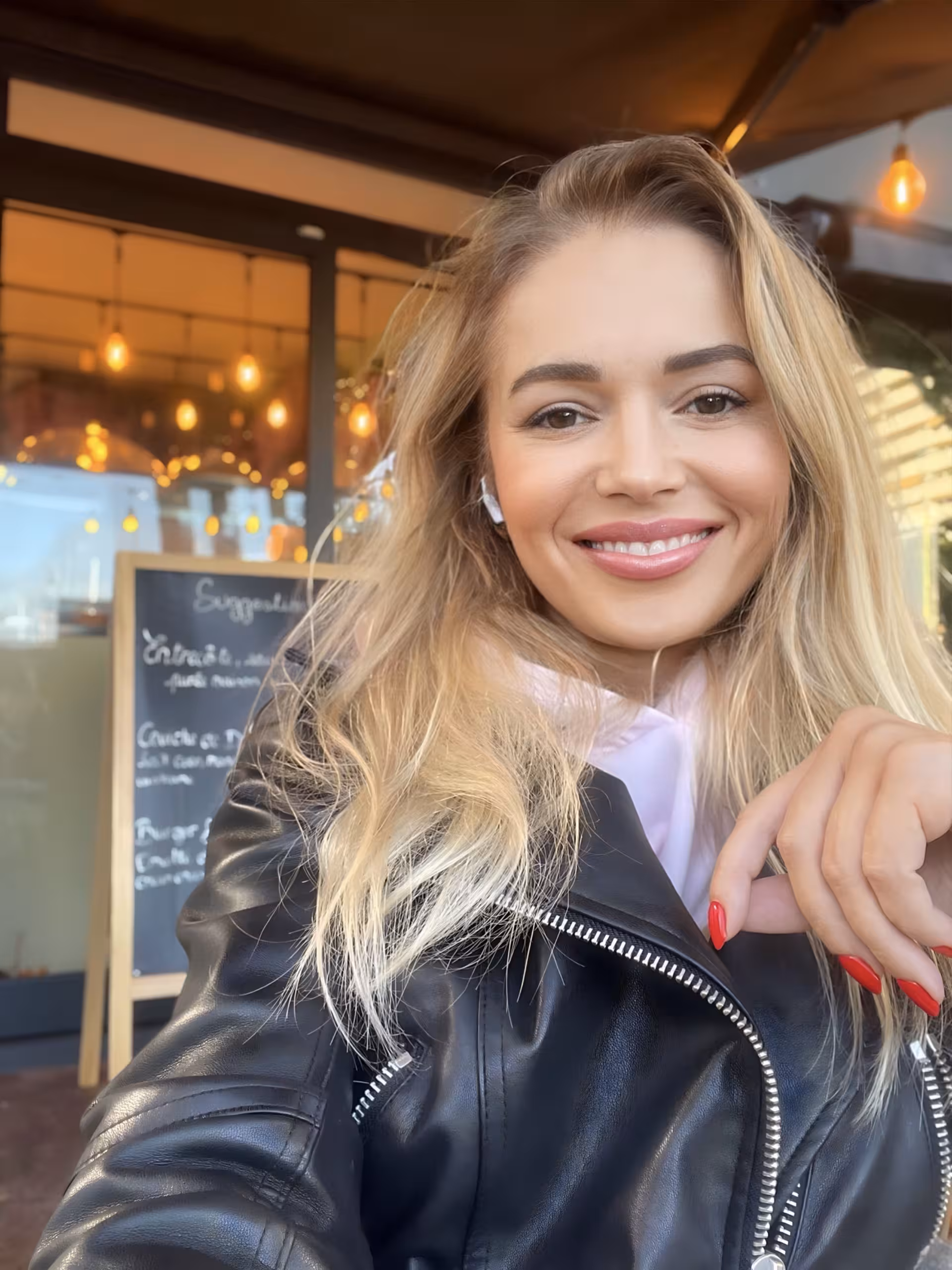 Angelica rencontre femme luxembourg