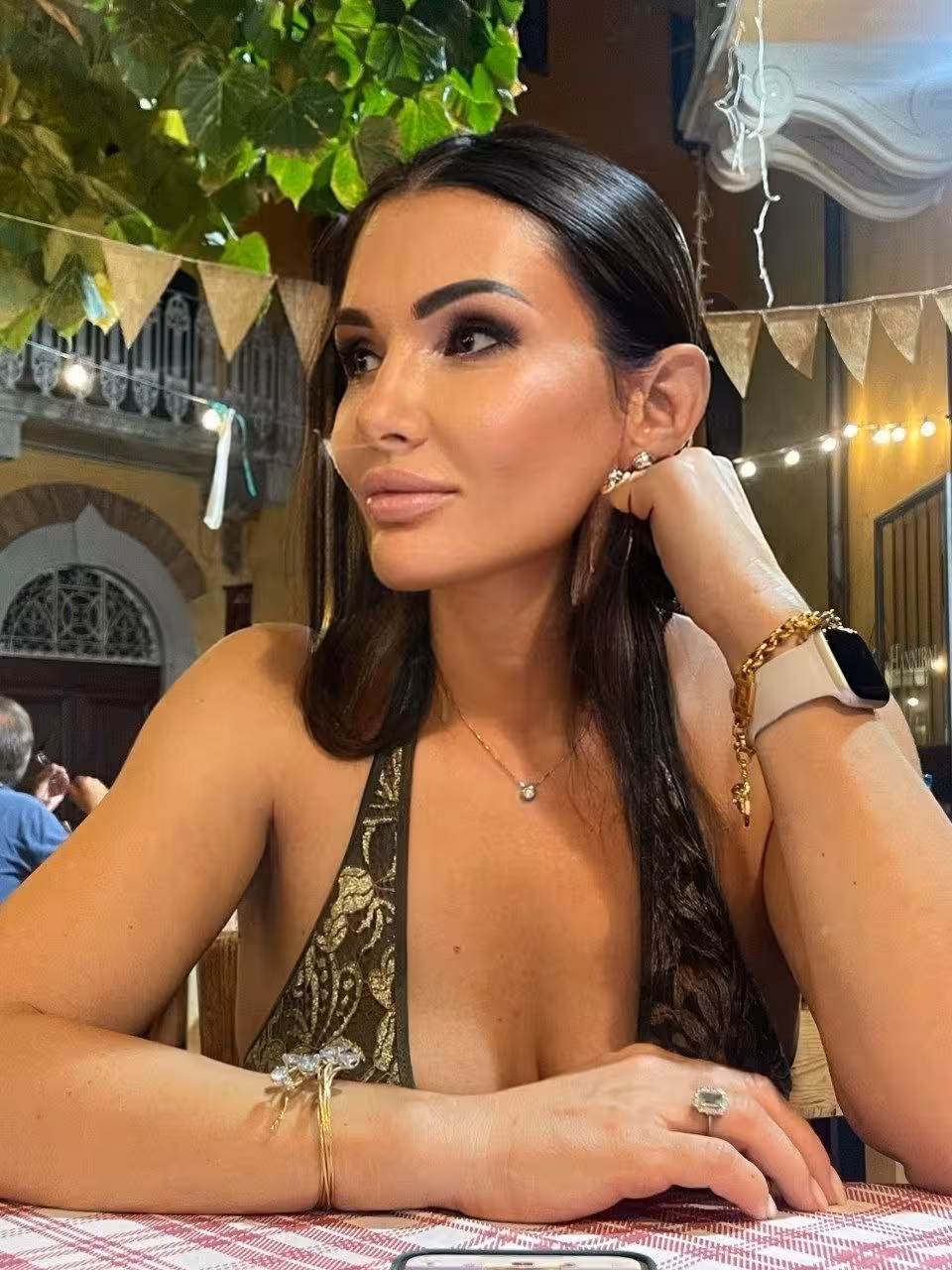 Iryna rencontre femme marié