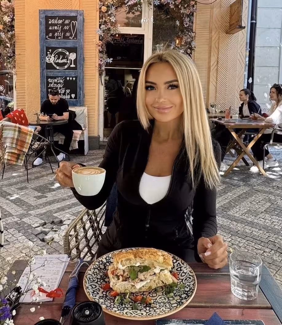 Irina rencontre femme randonnée