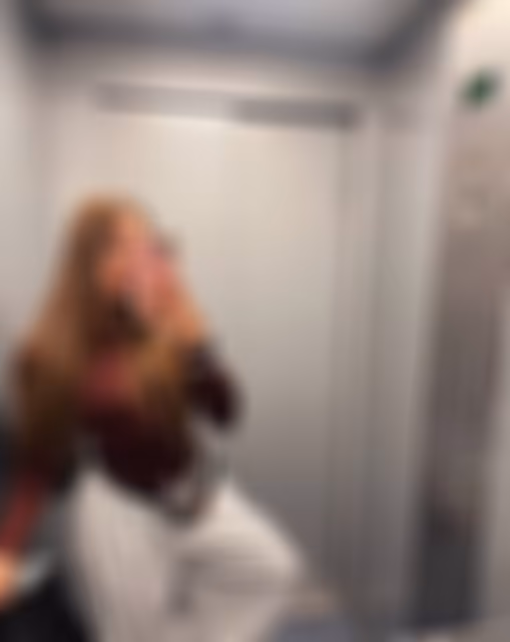 Elena rencontre femme riche algerie