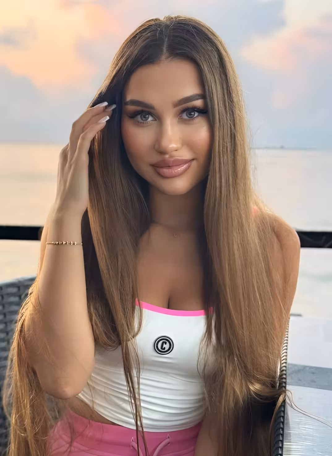 Lera rencontre femme gratuit sans inscription
