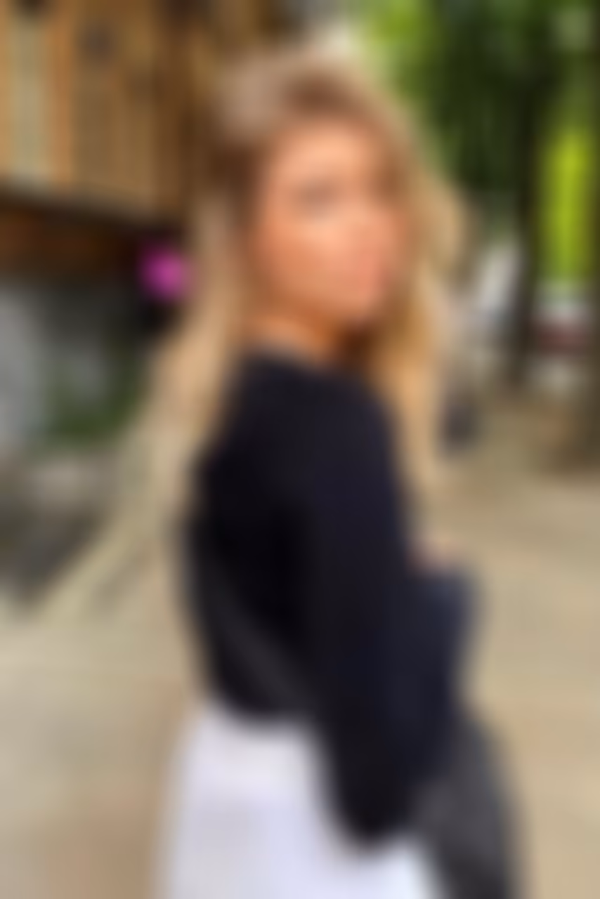 Karina  rencontre femme noire montreal