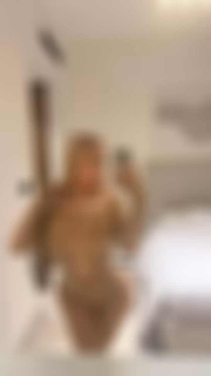 Alicia rencontre femme yougoslave