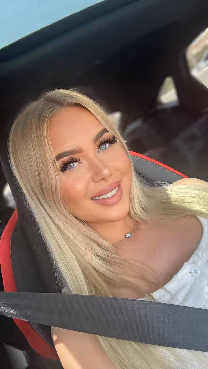 Alicia rencontre femme yougoslave