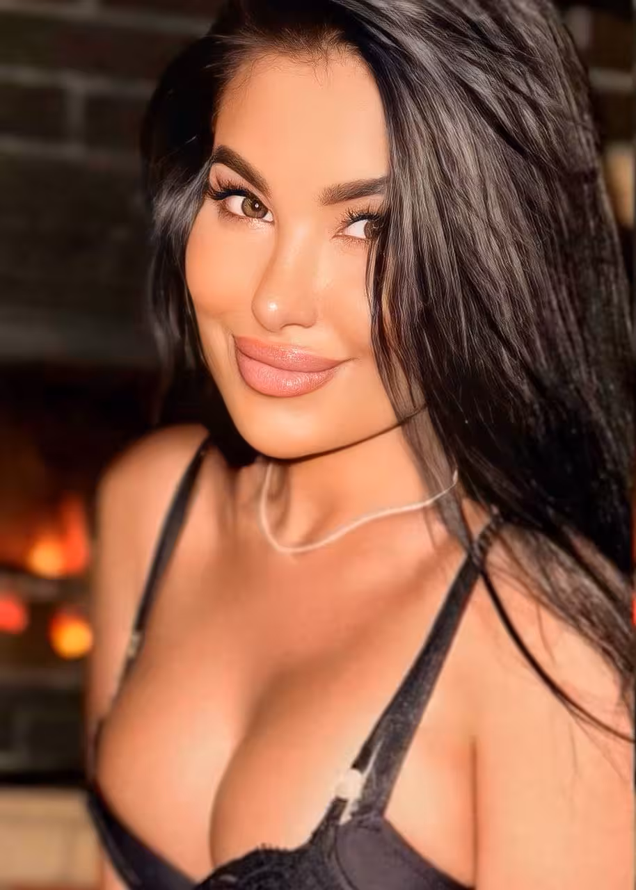 Aleksandra rencontre de femme