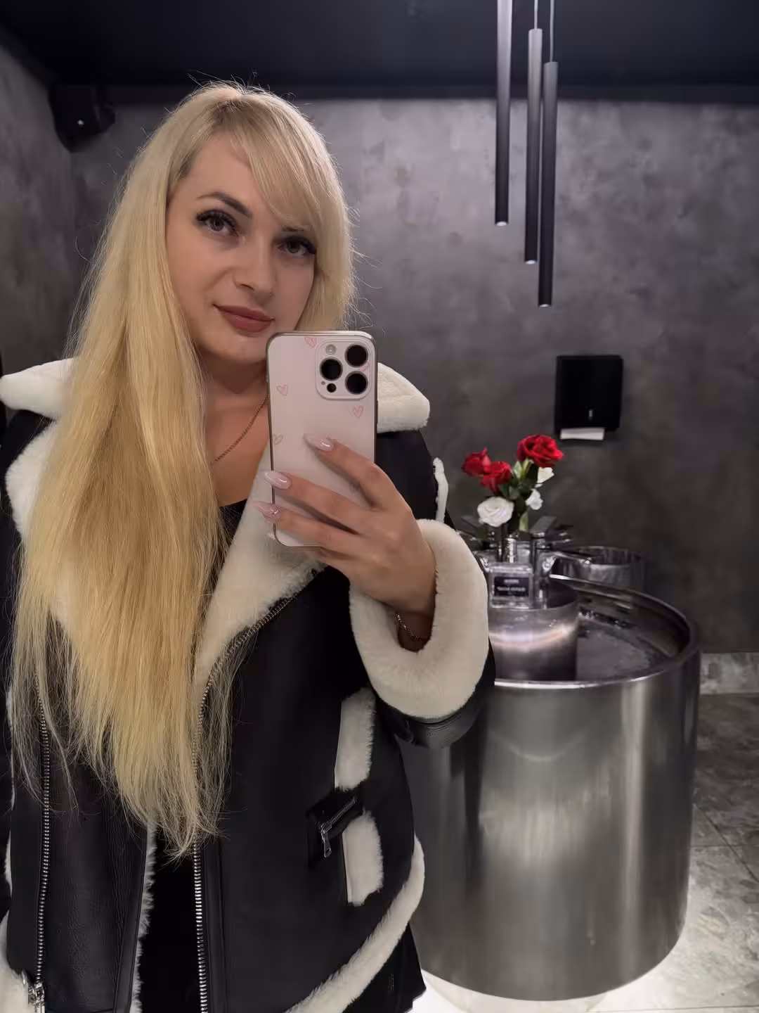Viktoria  rencontre des russes