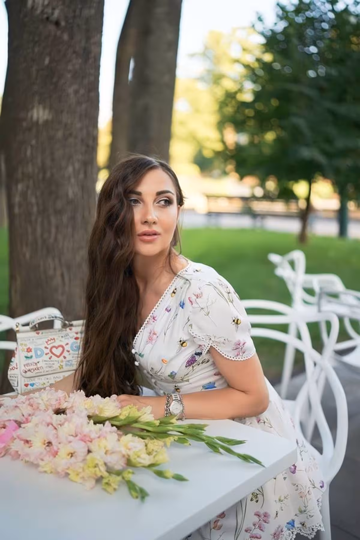 Viktoria rencontre femme dalgerie