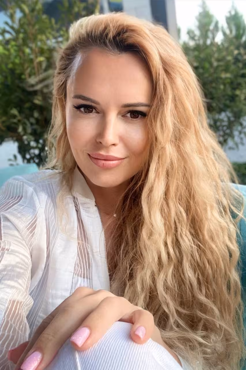 Olga rencontre femme oranaise