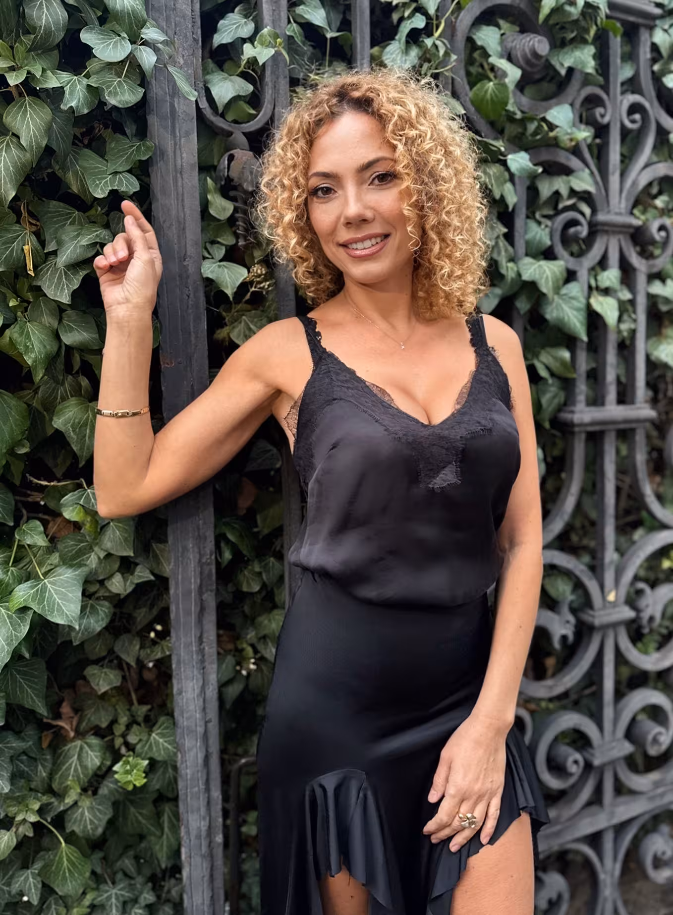 Alena rencontre femme tunisienne pour amour