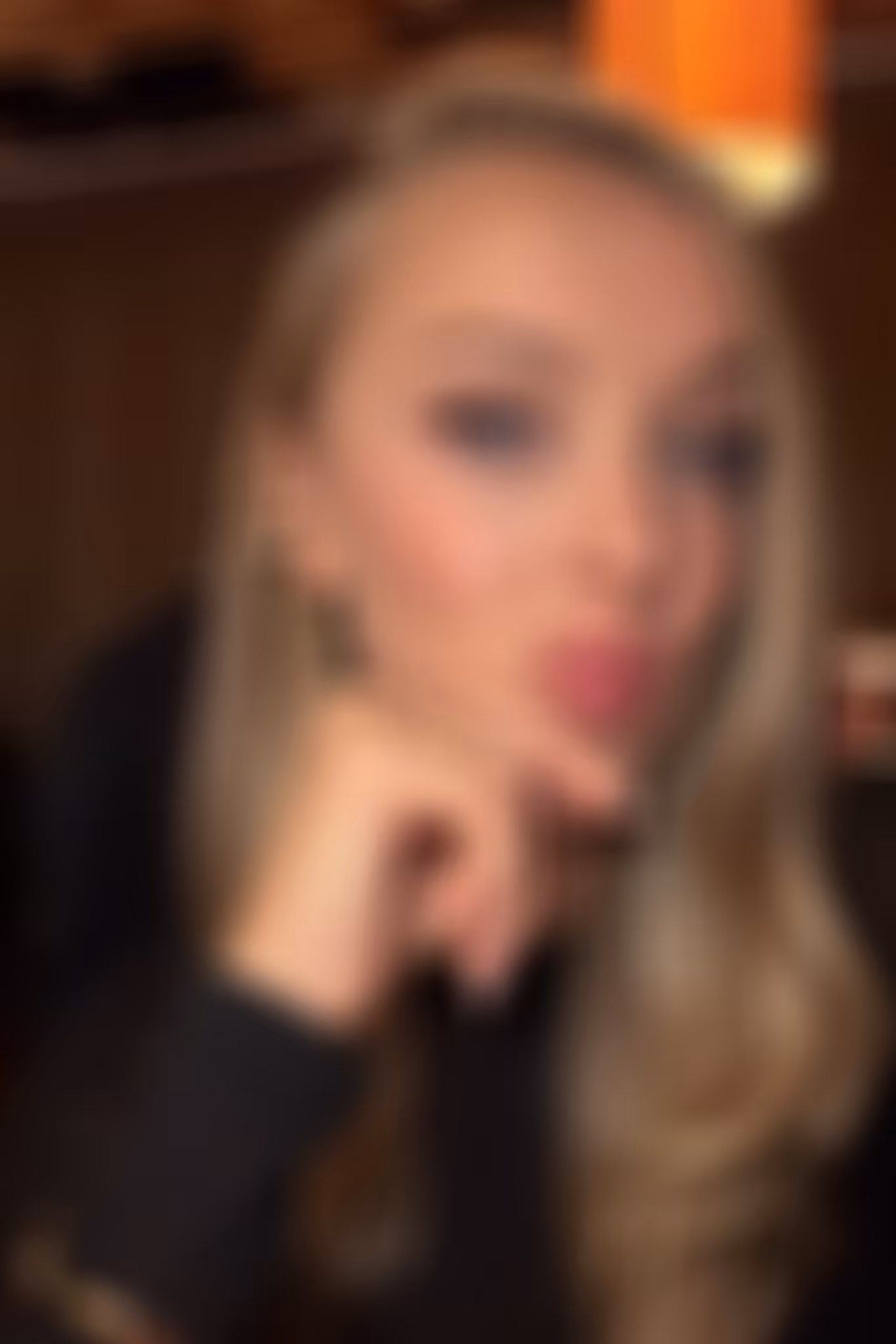 Polina rencontre femme 25 ans
