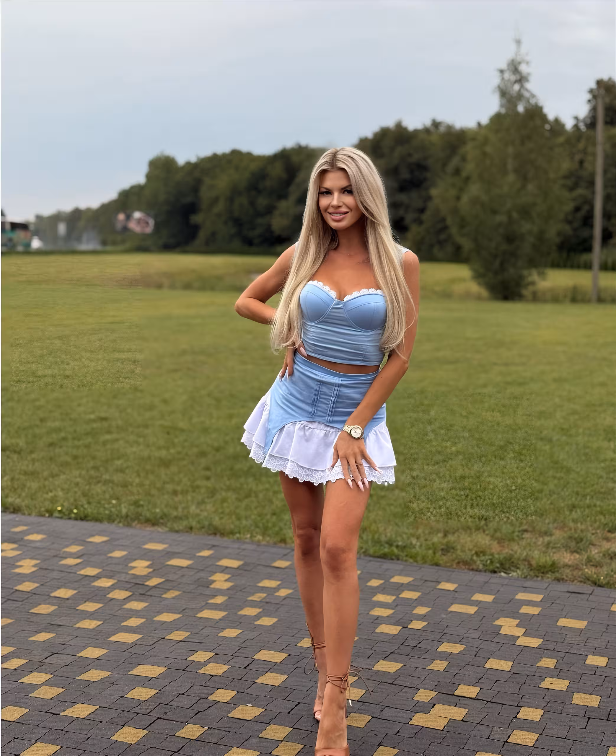 Tanya rencontre femme blanche