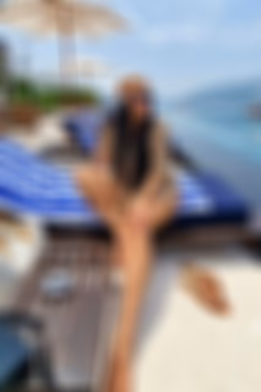 Lara rencontre femme noire