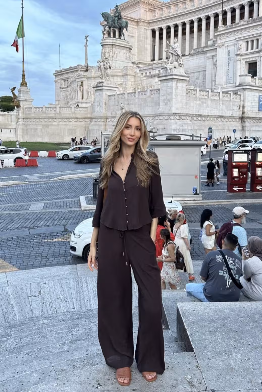 Valentina rencontre femme qui aime la moto