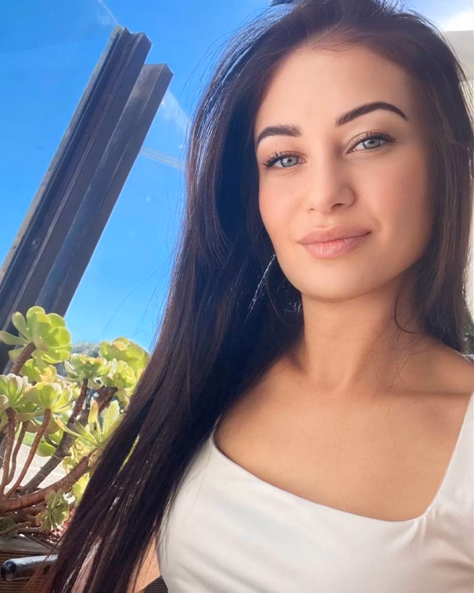 Alina rencontre femme qui aime le camping car