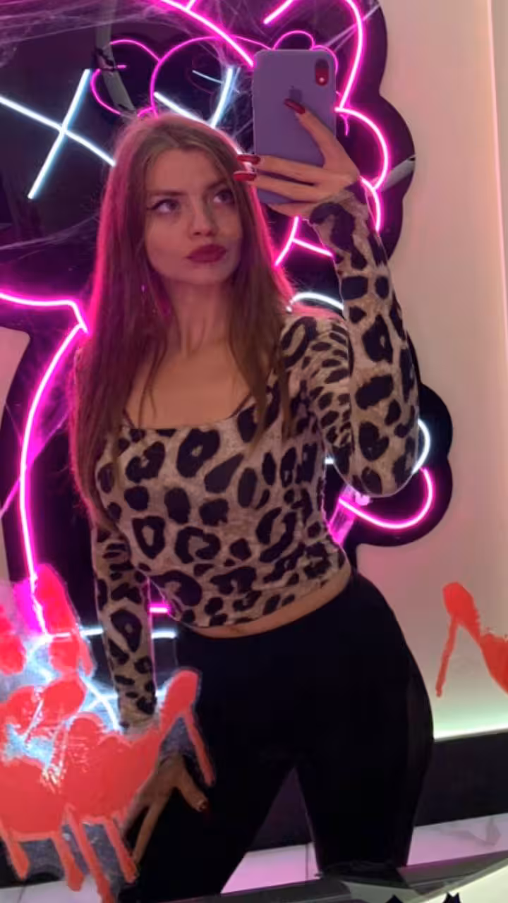 Katerina rencontre femme 13