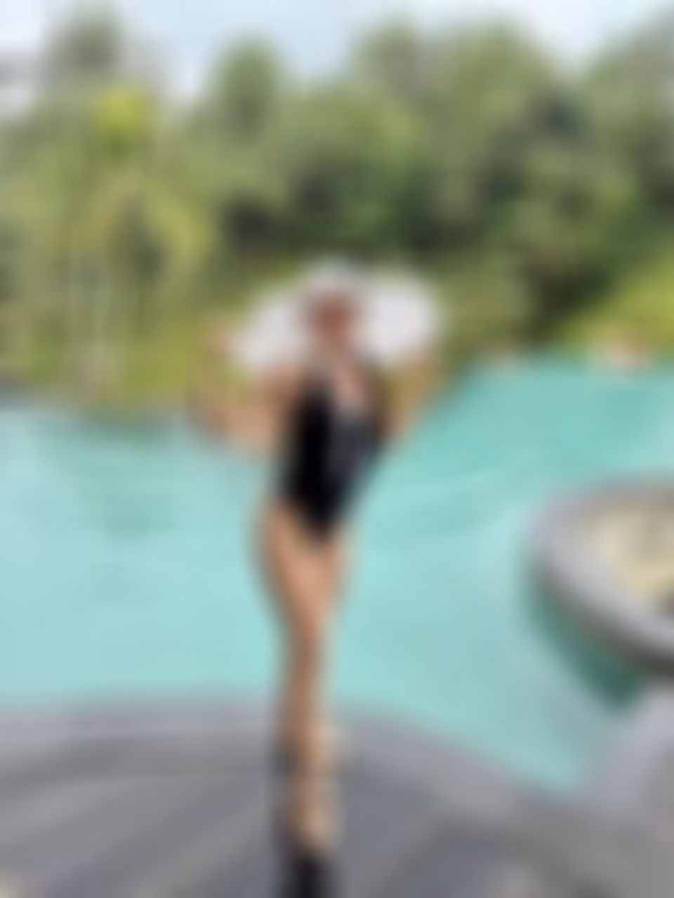 Ella rencontre femme 13008