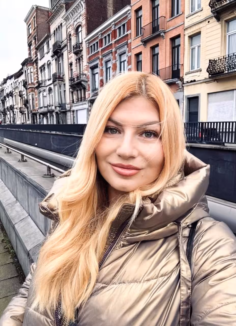 Lyubov rencontre femme 14