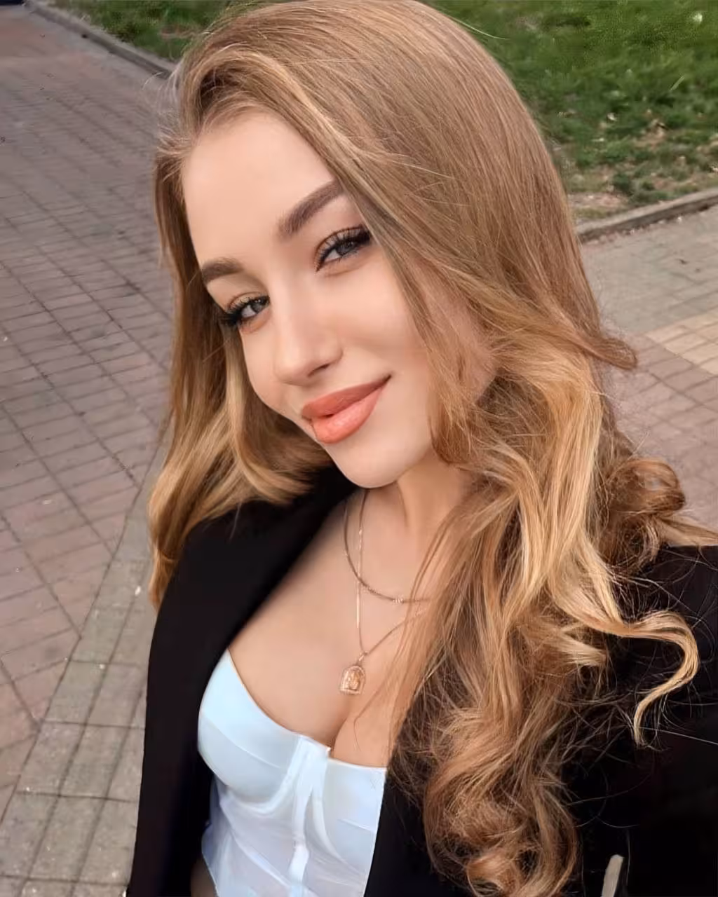 Kira rencontre femme facebook
