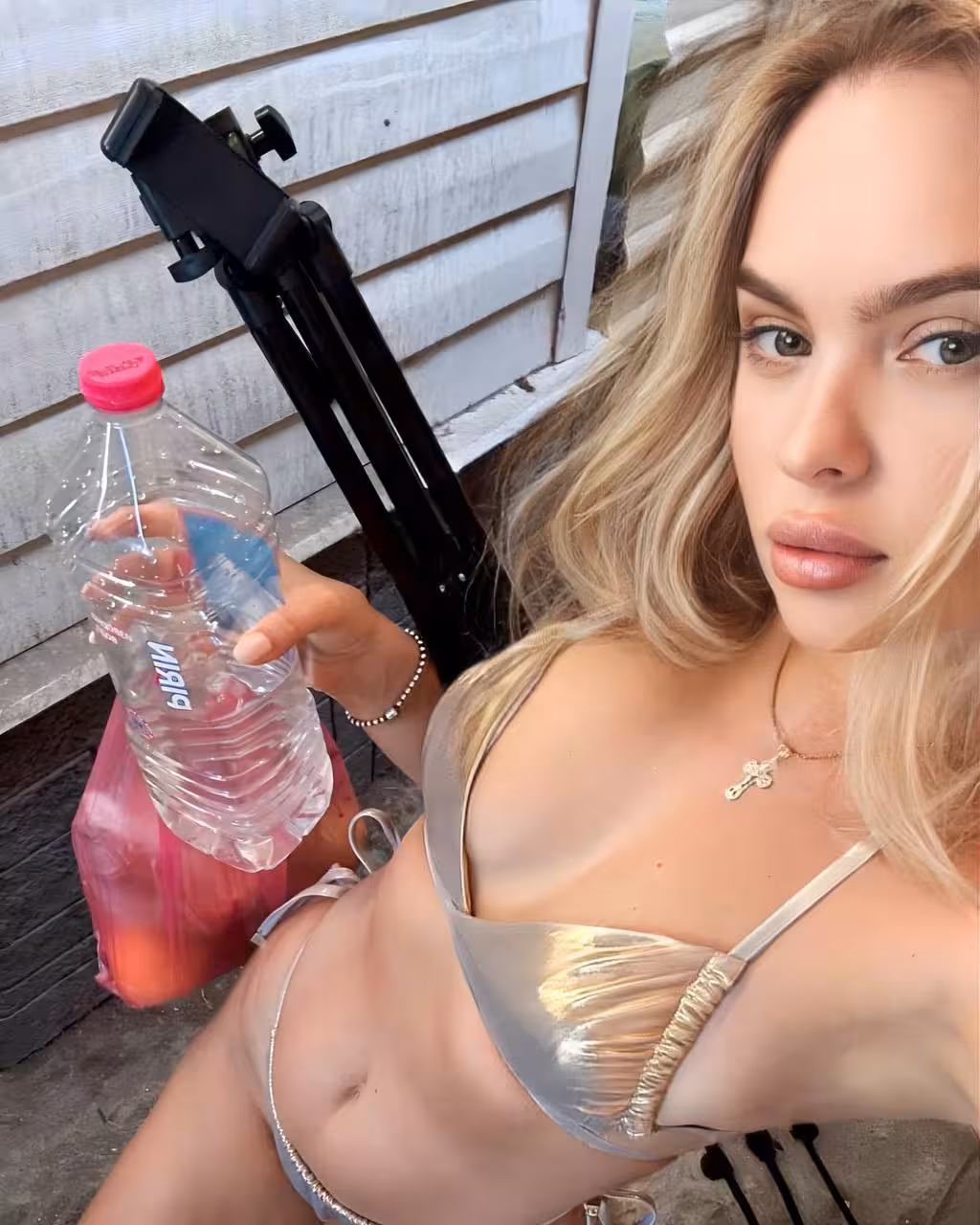 Elena rencontre femme france gratuit