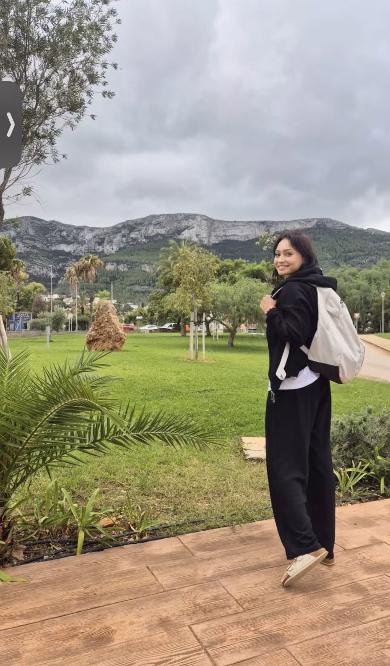 Anastasia rencontre femme handicapée et celibataire