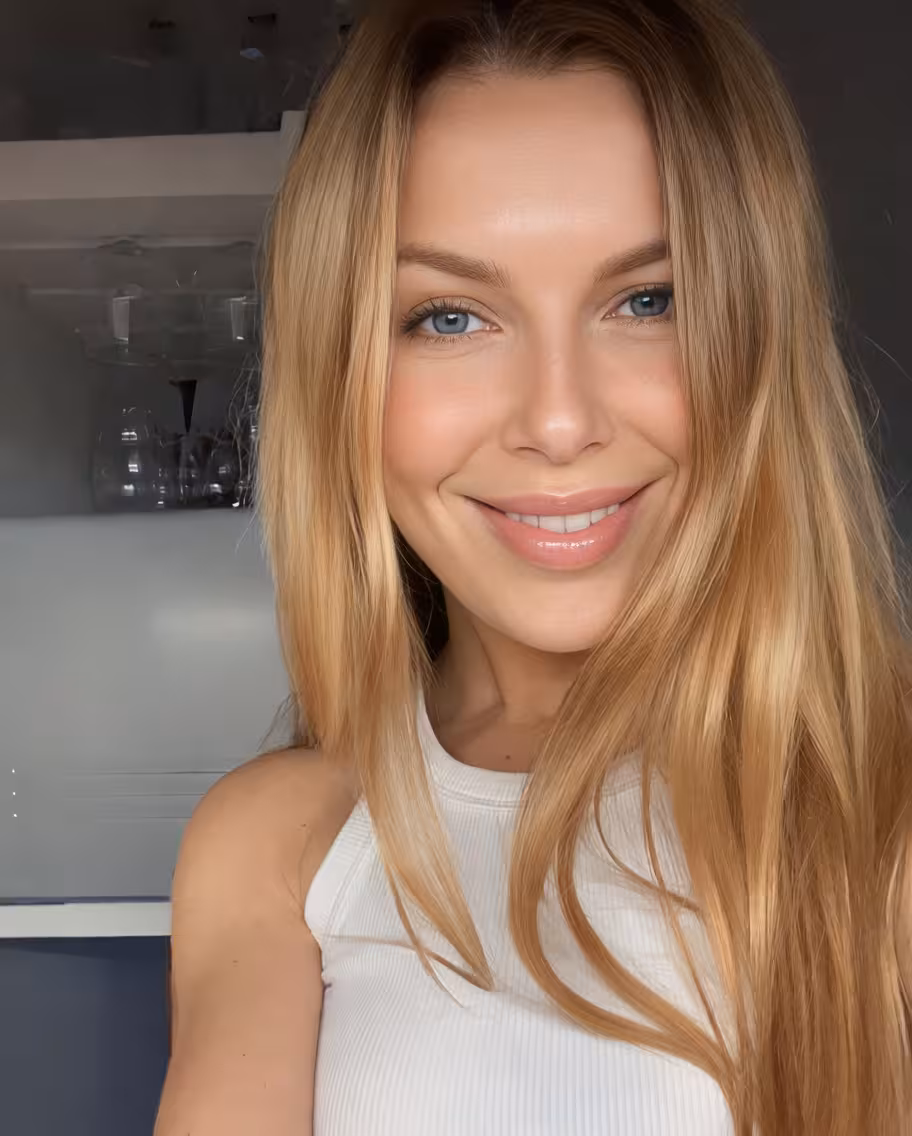 Viktoriia  rencontre entre russe