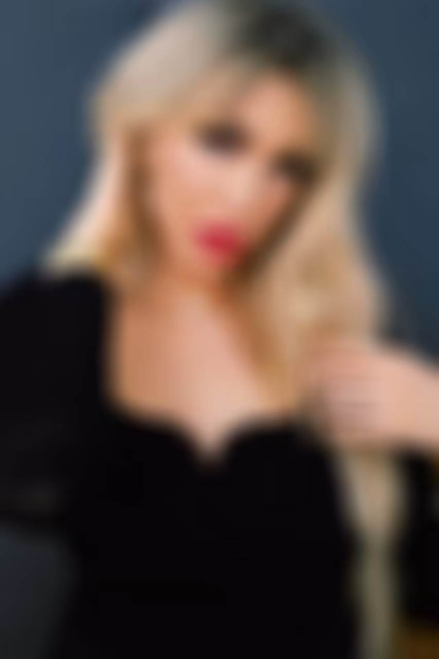 Olga rencontre femme 85