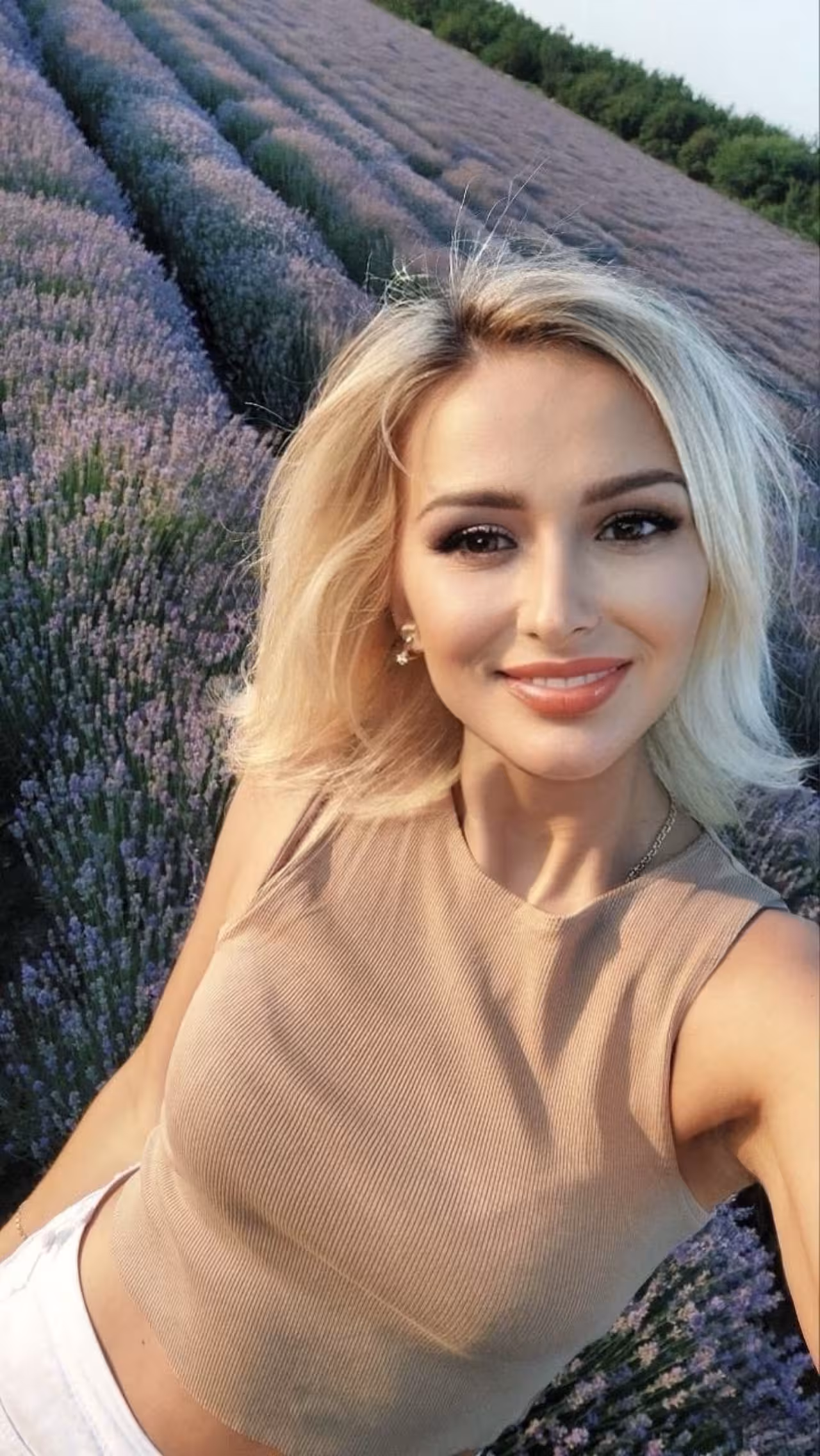 Nataliia rencontre femme polonaise parlant francais