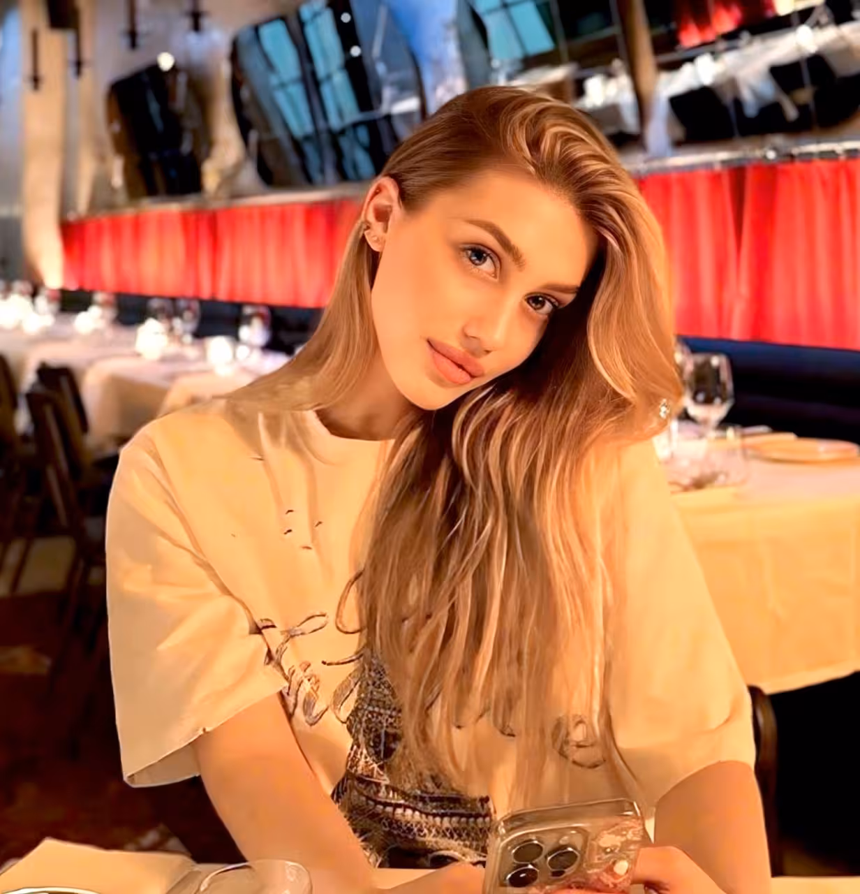 Yuliia rencontre femme ille et vilaine