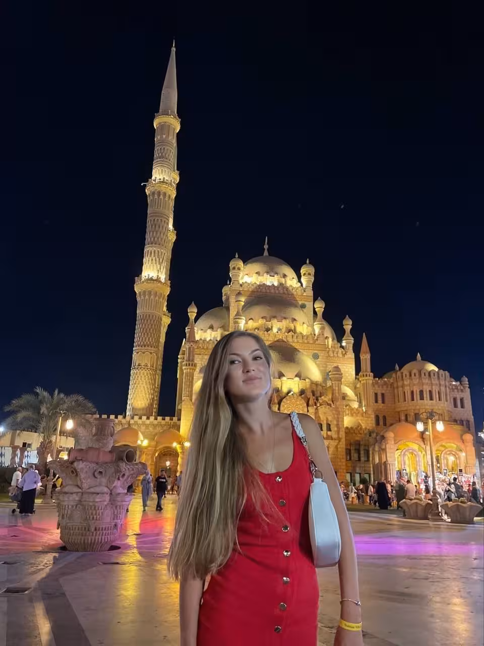 Dina rencontre femme oran algerie