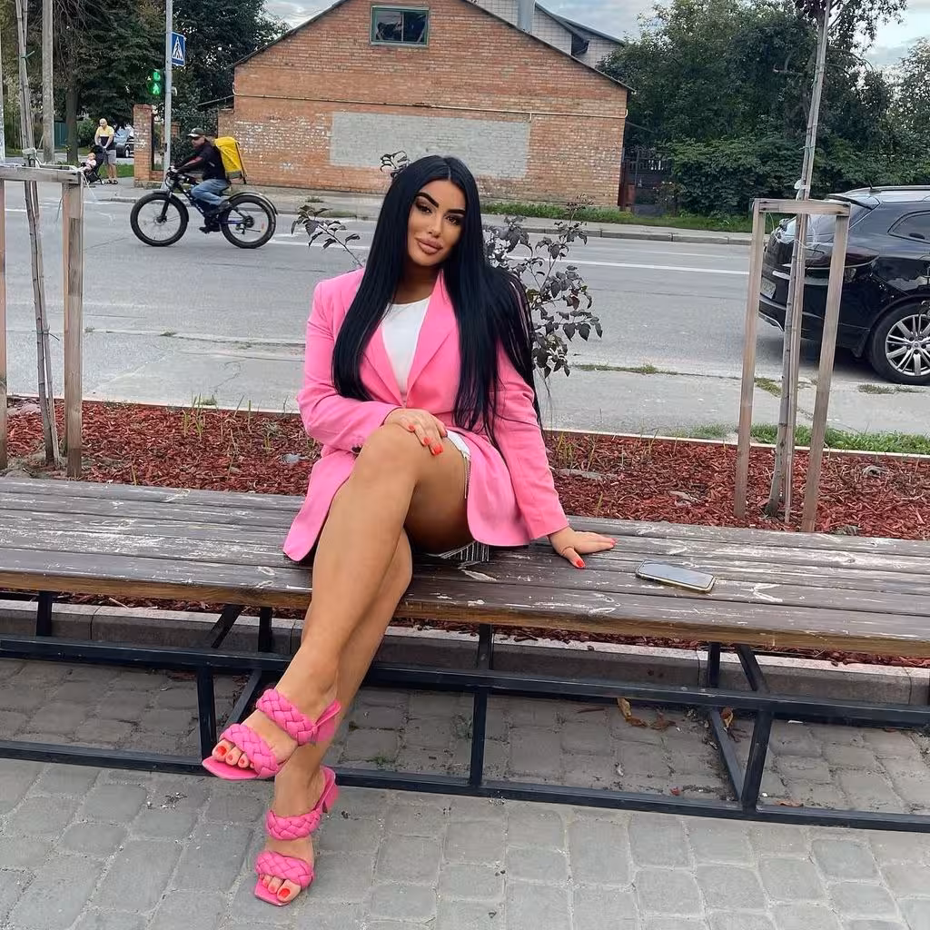 Anastasiya rencontre femme syrienne en algerie