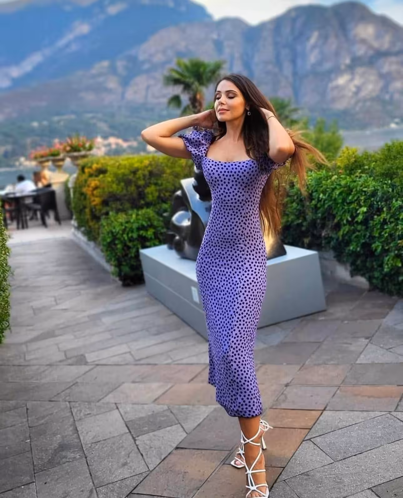 Hanna rencontre russe homme