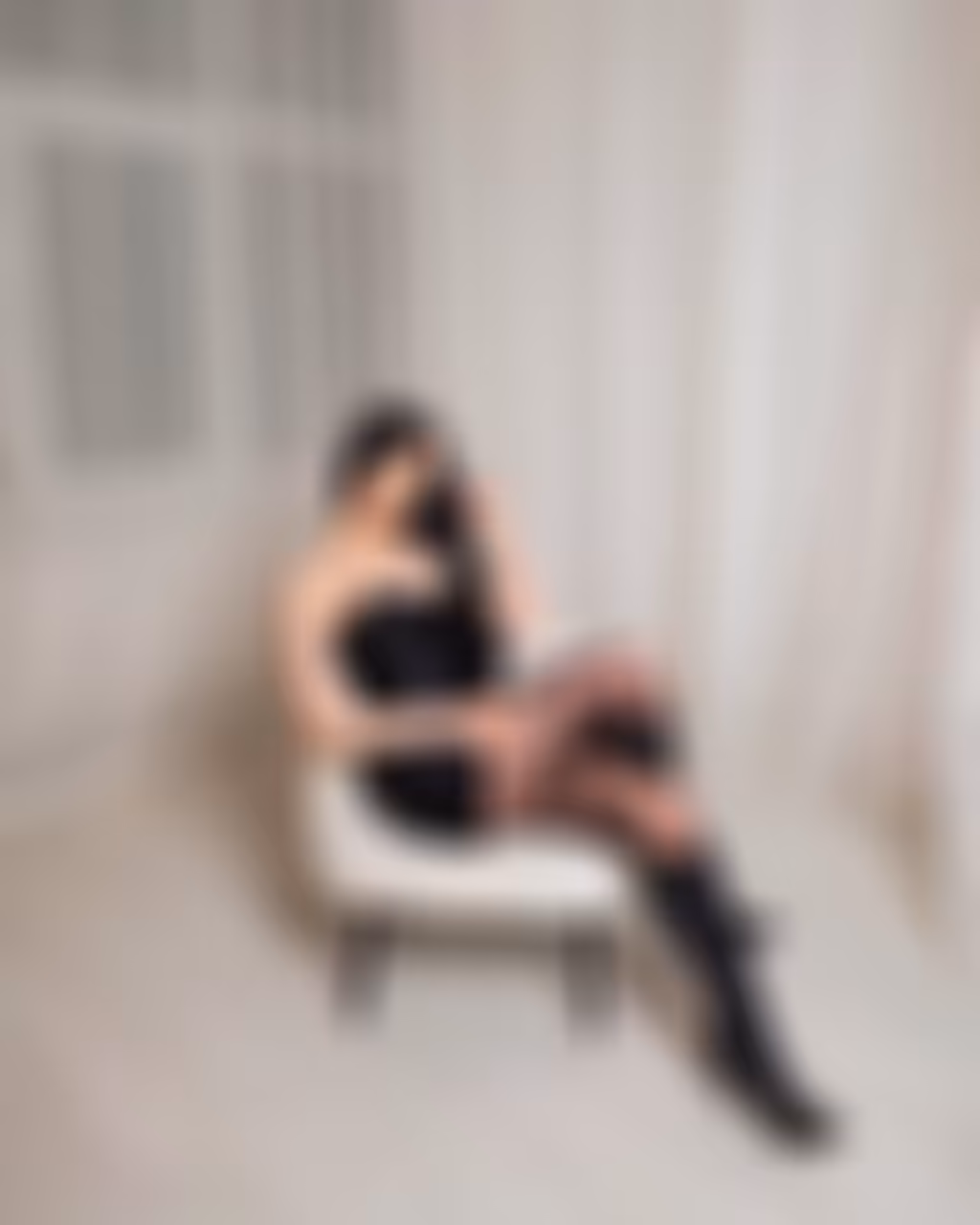Yelyzaveta 20 yo from Kyiv Ukraine Je cherche un homme célibataire pour construire quelque chose