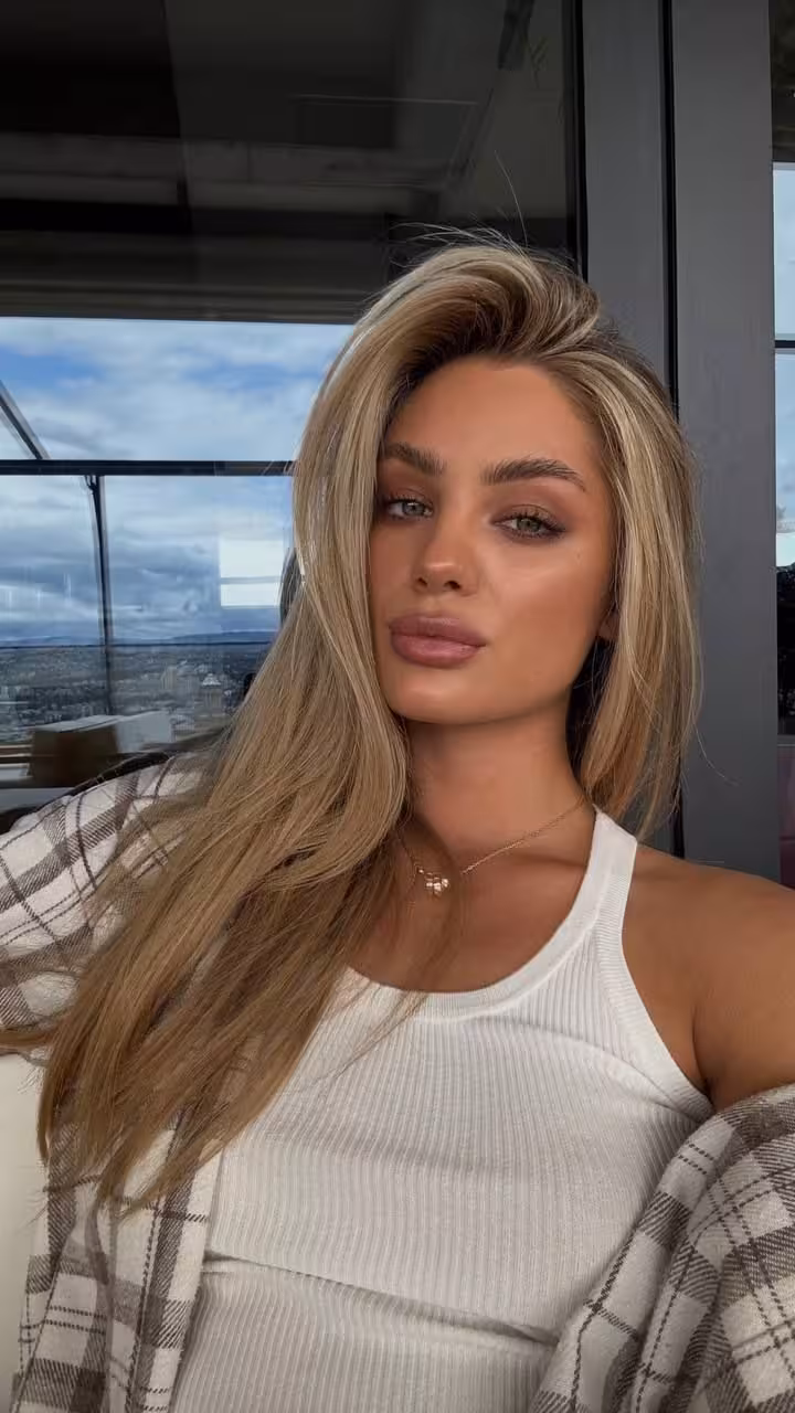 Nataliia 22 yo from Kyiv  Ukraine Je cherche un mari