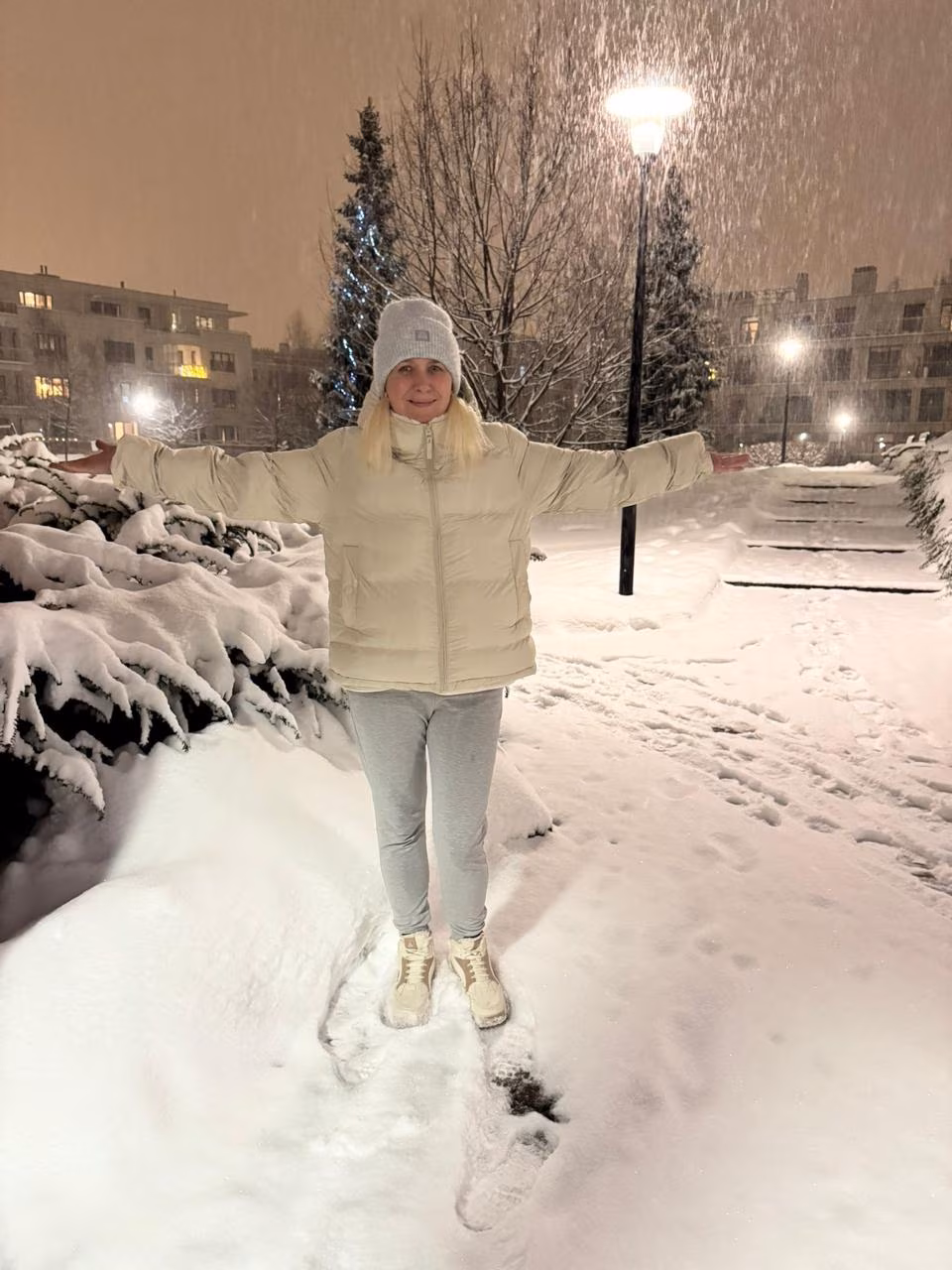 Anna 46 Sumy Ukraine Je suis célibataire et je cherche une relation