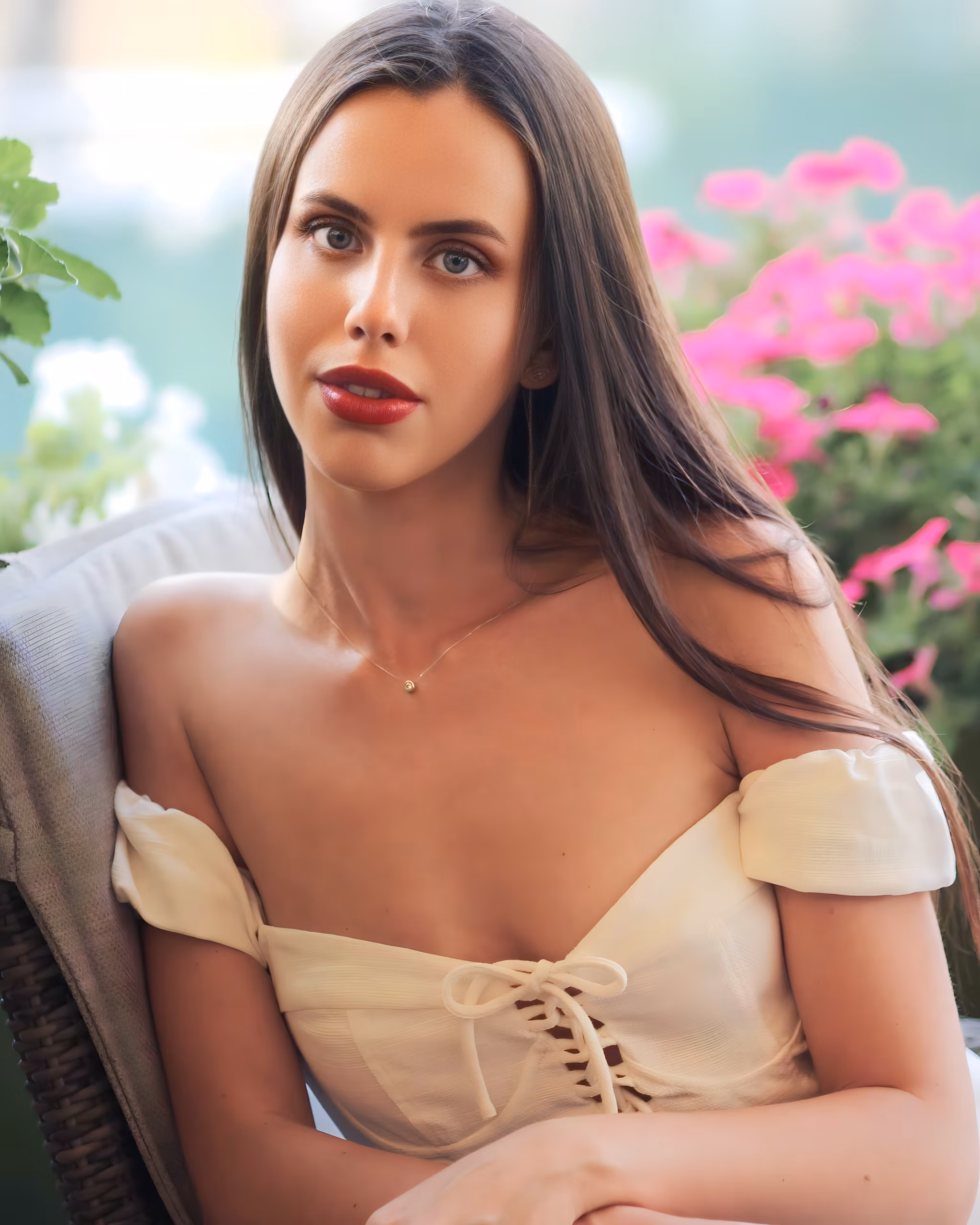 Lilia 30 Bucharest Romania Je suis une femme célibataire et je cherche l'amour