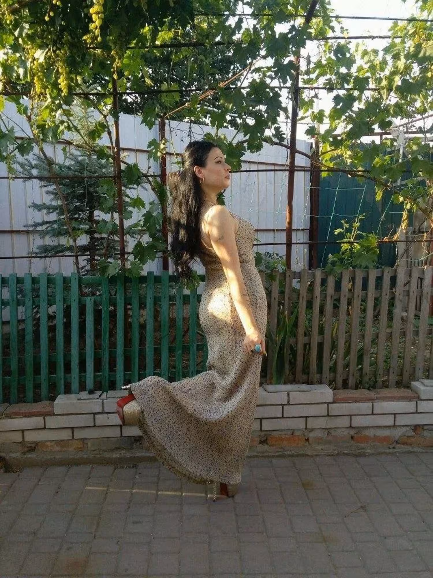 Natalie 40 yo from Berdyansk Russia rencontre russe a paris