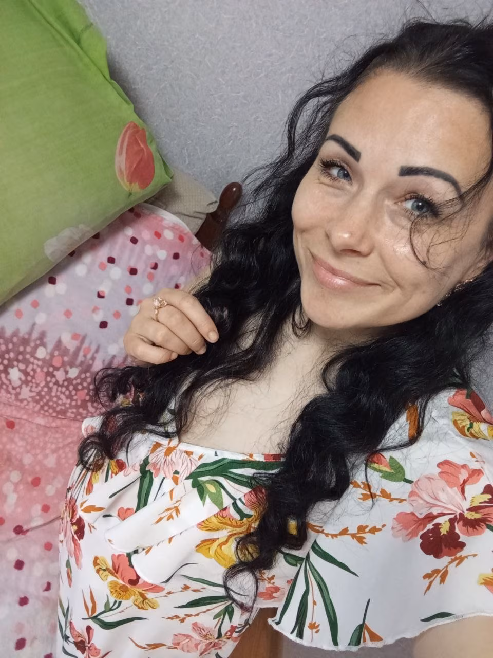 Natalie 40 yo from Berdyansk Russia rencontre russe a paris