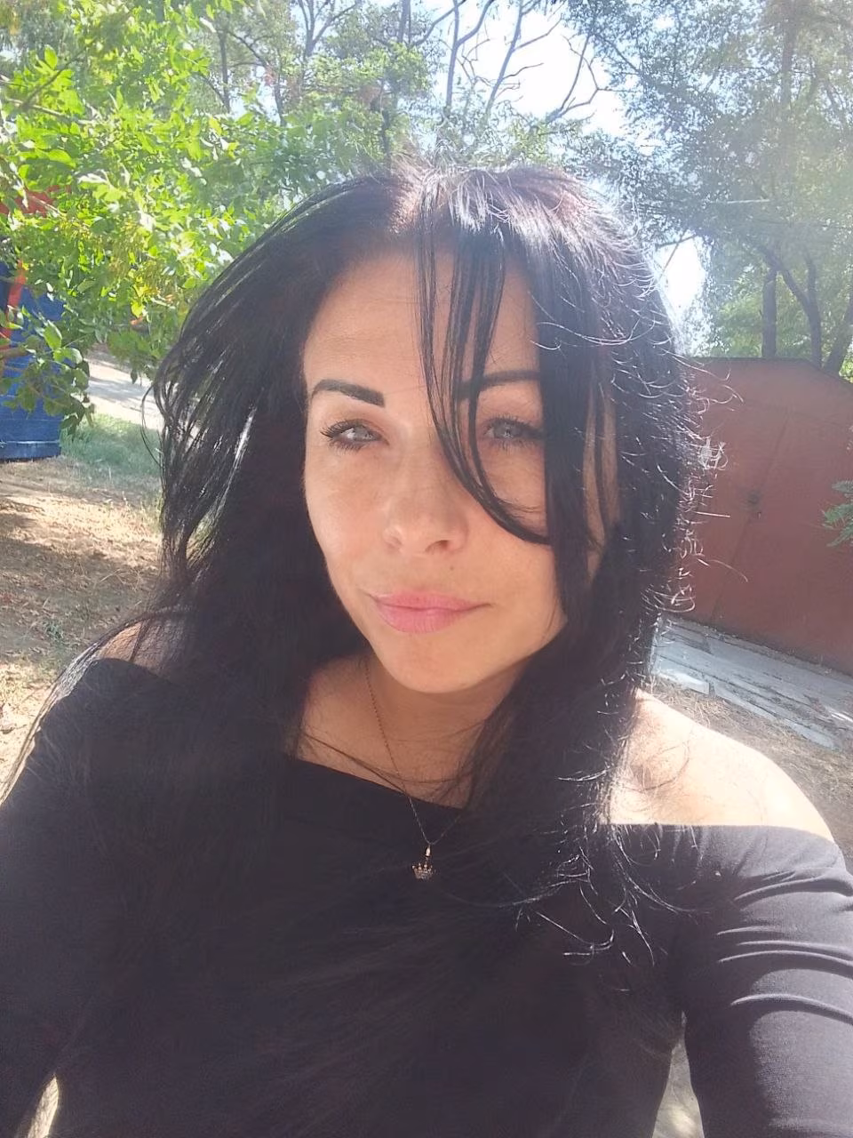 Natalie 40 yo from Berdyansk Russia rencontre russe a paris