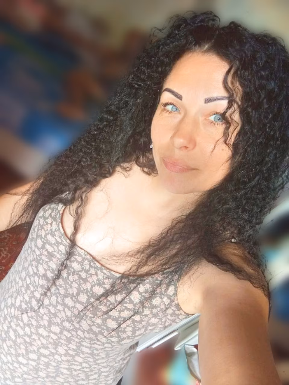 Natalie 40 yo from Berdyansk Russia rencontre russe a paris