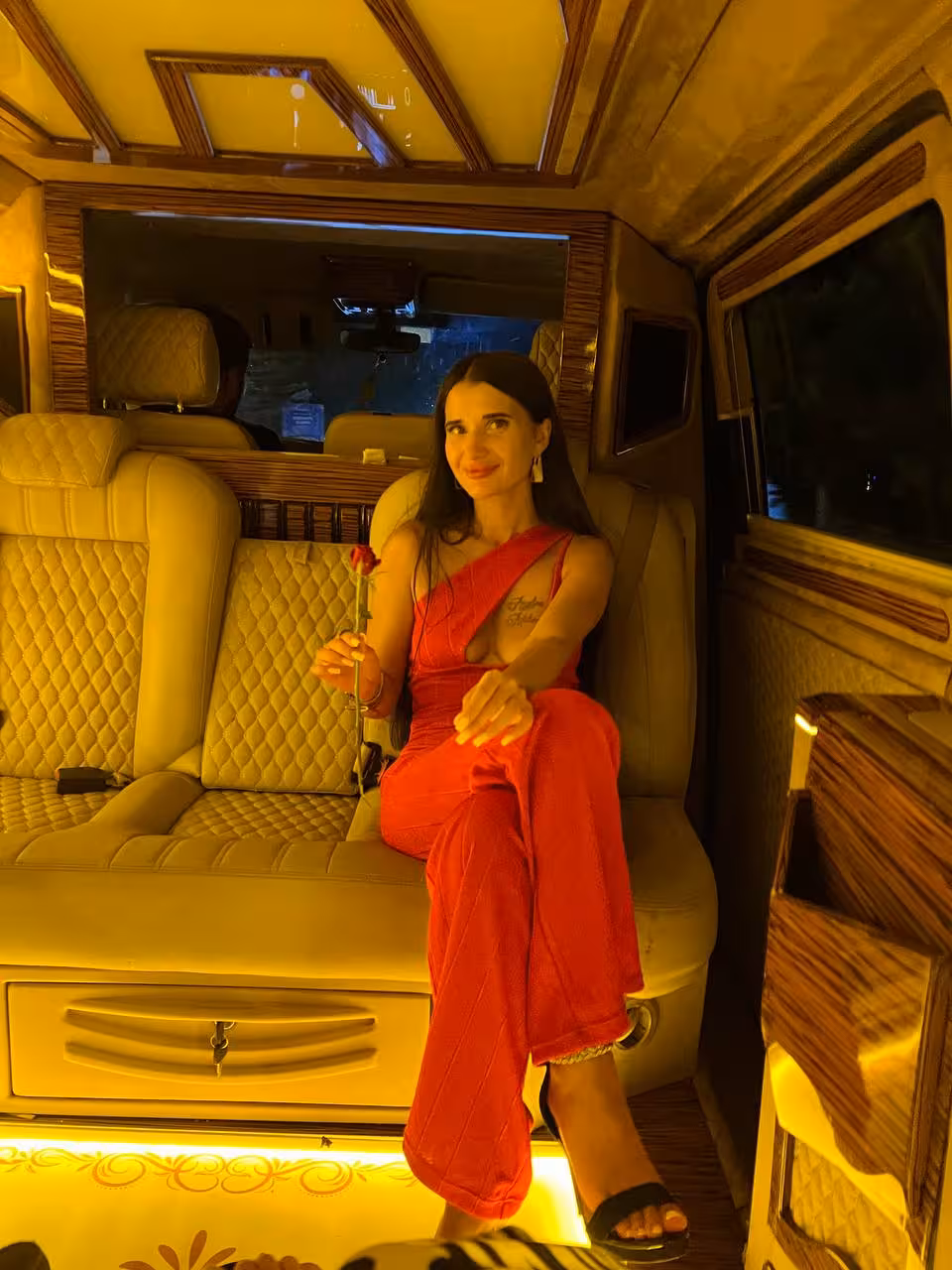 Olga 34 yo from Pafos Cyprus rencontre usa russie