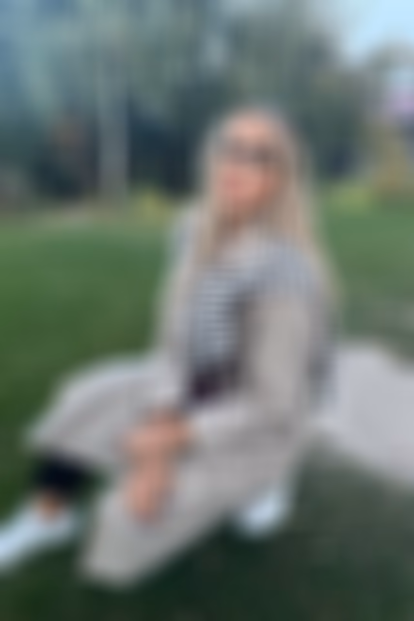 Violetta 32 Kyiv  Ukraine Je cherche un homme avec qui vivre une belle histoire