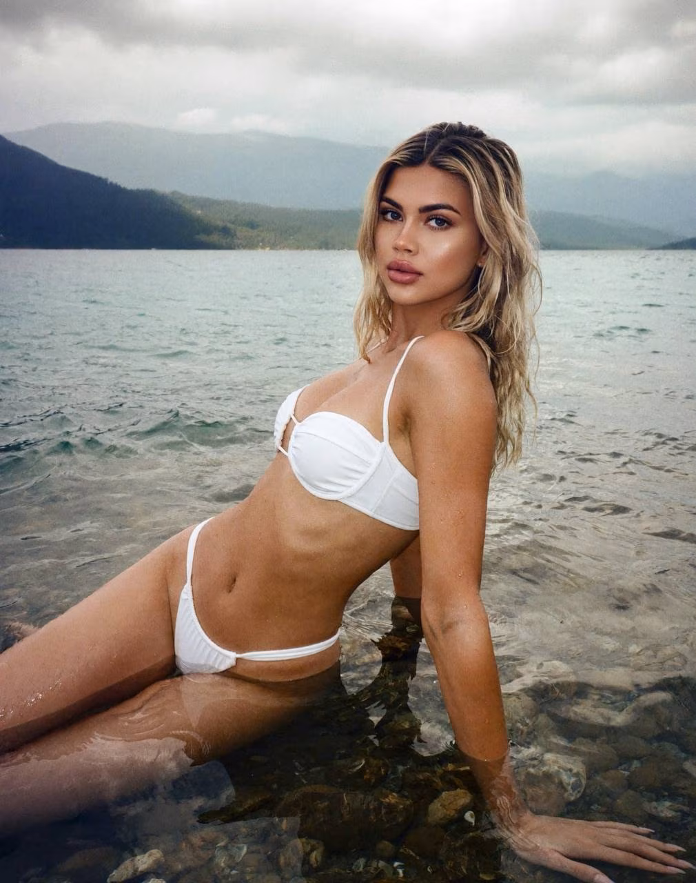 Daria 22 Kyiv Ukraine Je cherche un homme célibataire pour une relation durable