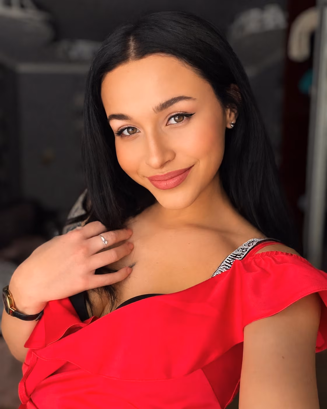 Anastasiia 28 Ukraine homme confiant audacieux