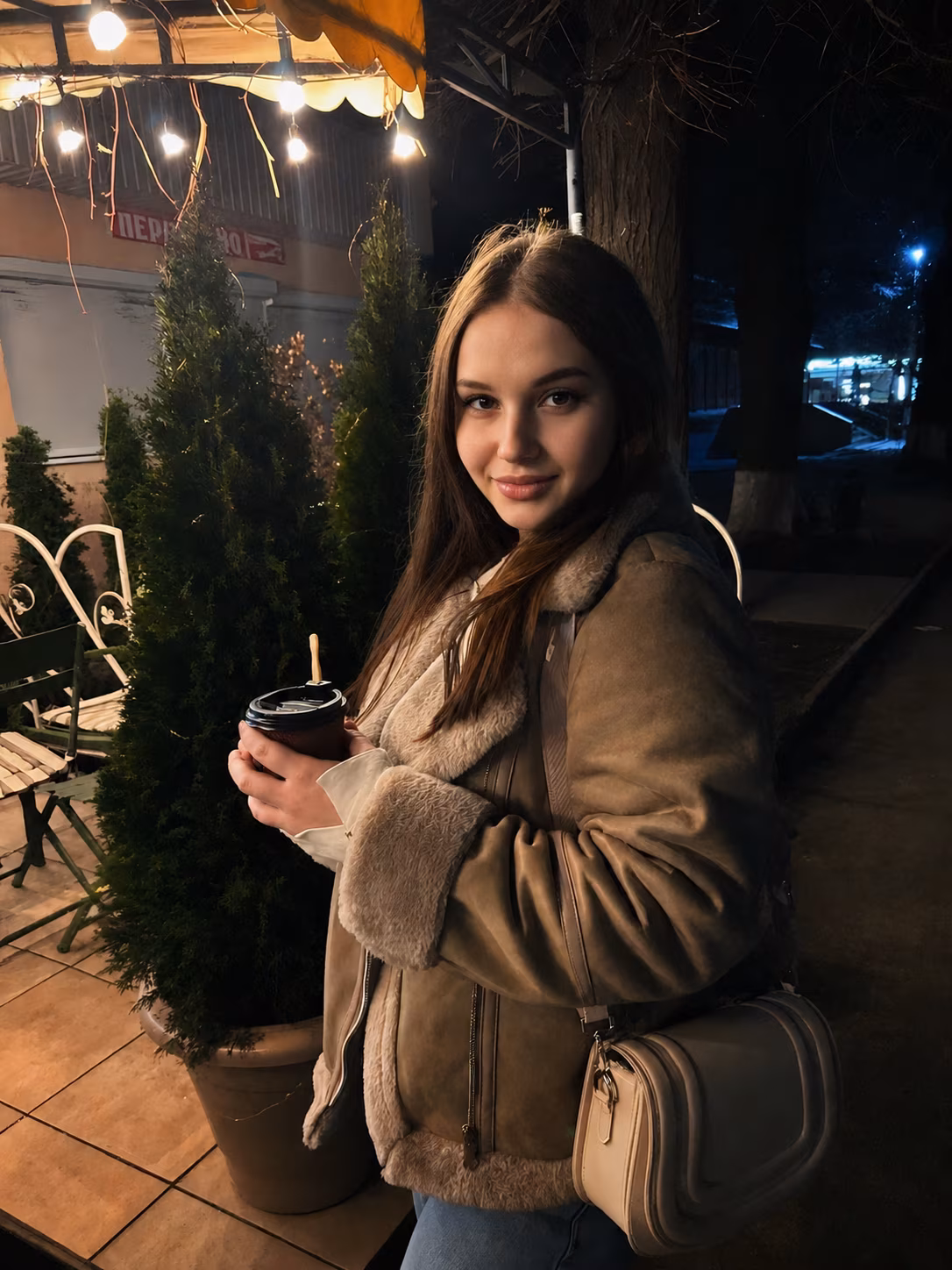 Yuliia 20 Kropyvnytskyi Ukraine Je suis célibataire et je cherche un homme bien