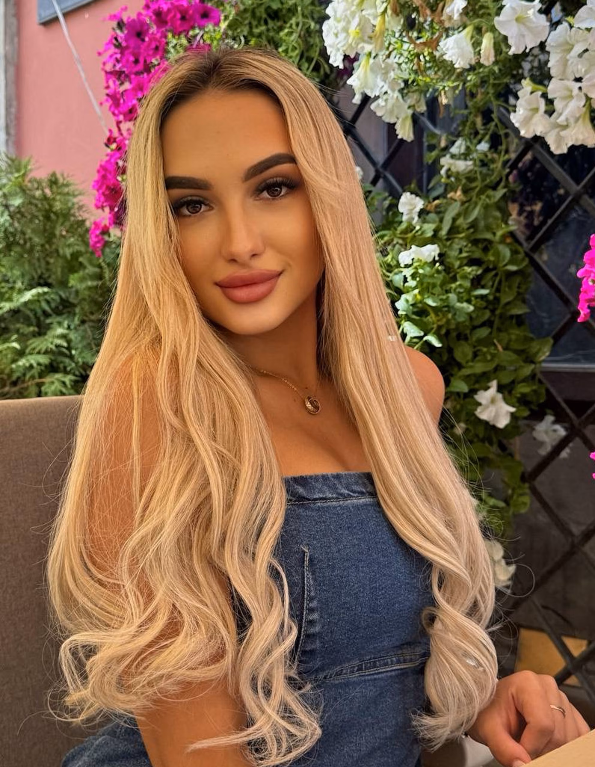 Anna 24 Ivano-Frankivsk Ukraine Je suis seule et je cherche l'amour